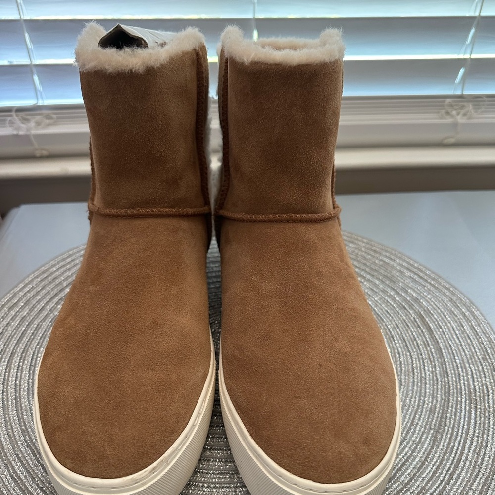 UGG-Chestnut-Aika Sneaker Ankle Boots~Women Sz 11